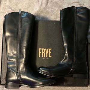 NWT Frye Boots